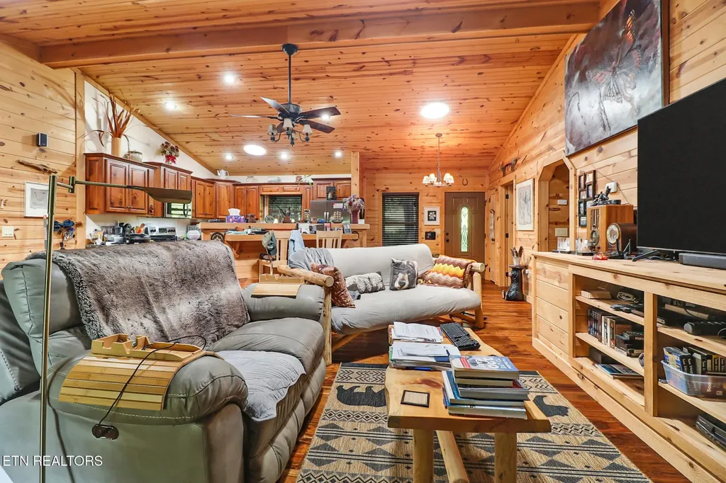 68 Boone Dock Road Jamestown TN 38556