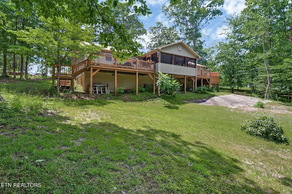 68 Boone Dock Road Jamestown TN 38556