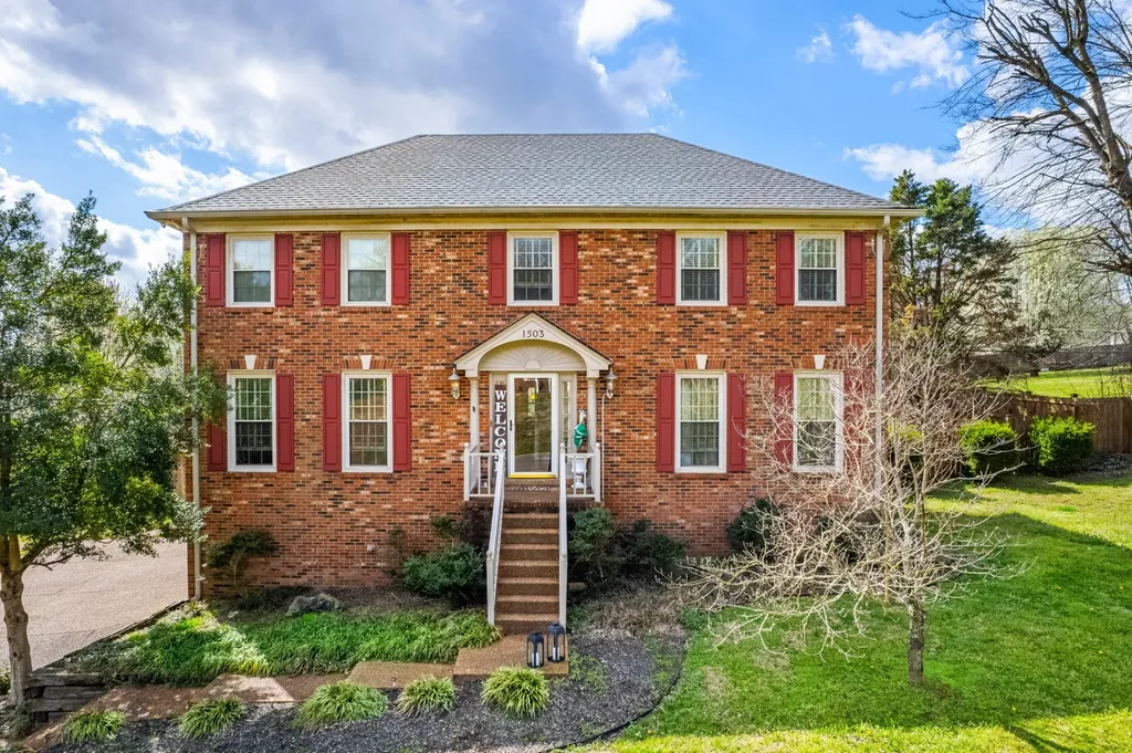 1503 Heritage Drive Columbia TN 38401