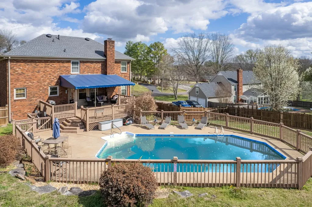 1503 Heritage Drive Columbia TN 38401
