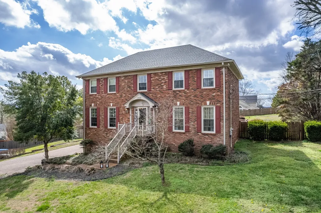 1503 Heritage Drive Columbia TN 38401
