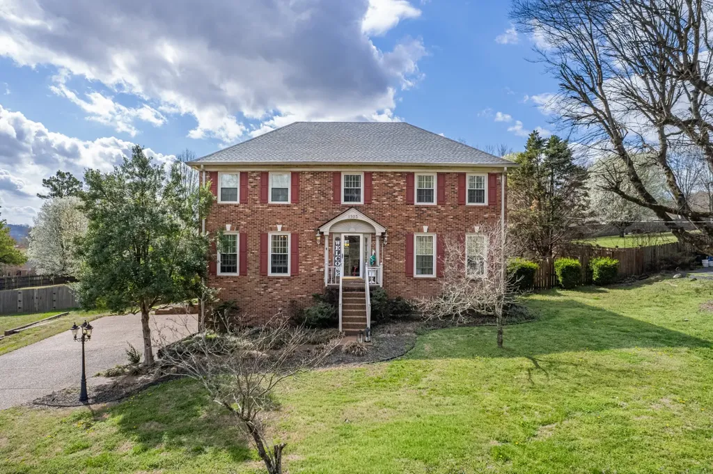 1503 Heritage Drive Columbia TN 38401