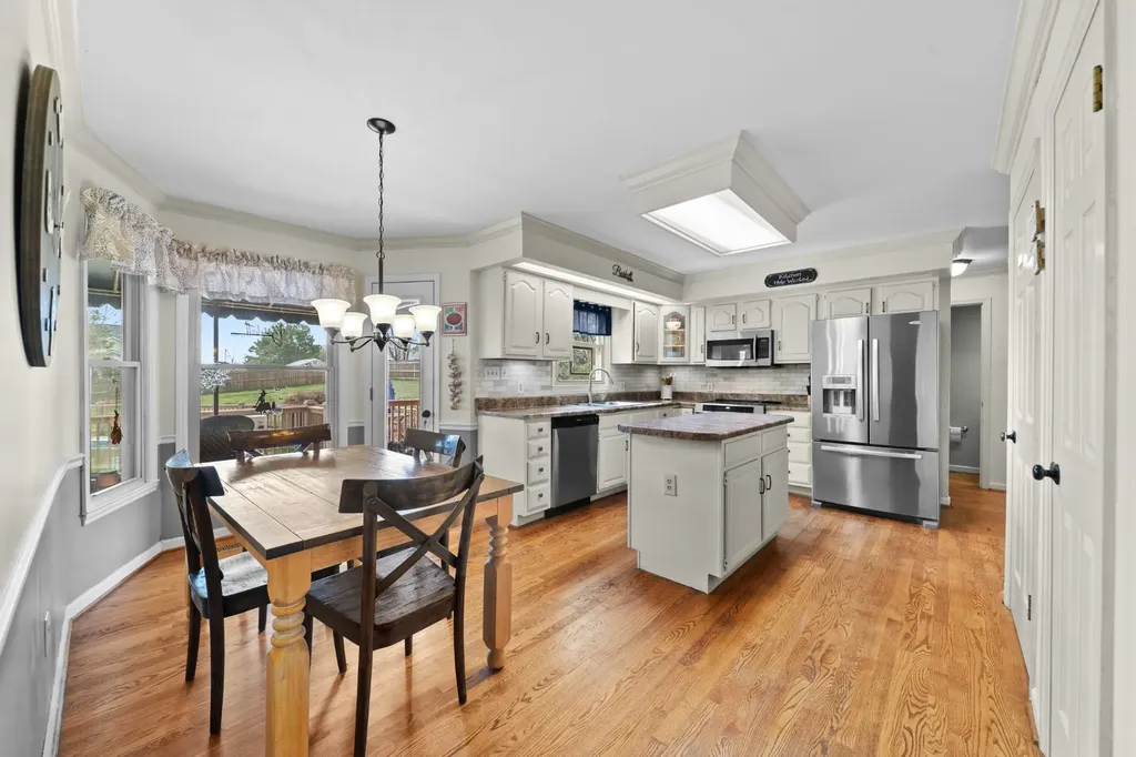 1503 Heritage Drive Columbia TN 38401