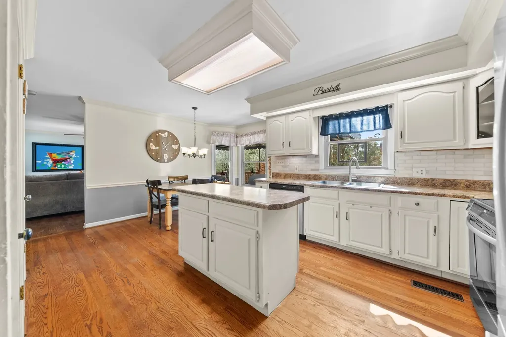 1503 Heritage Drive Columbia TN 38401