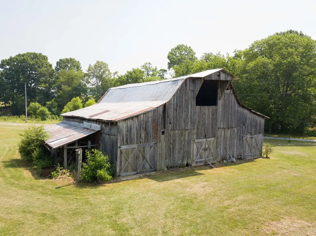 1003B Franklin Road Gallatin TN 37066