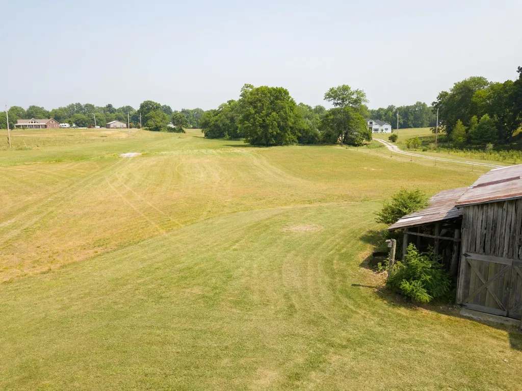 1003B Franklin Road Gallatin TN 37066