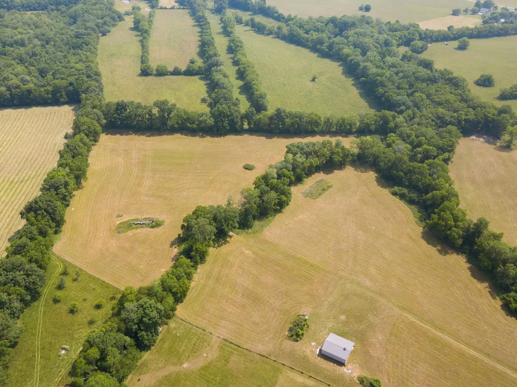 1003B Franklin Road Gallatin TN 37066
