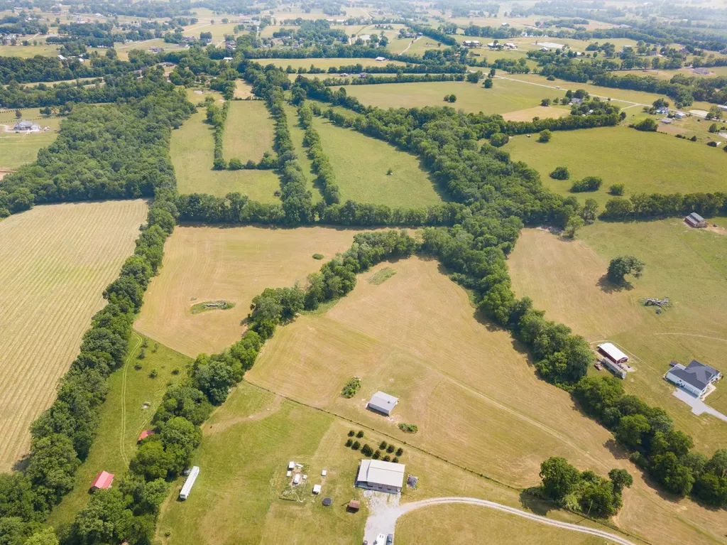 1003B Franklin Road Gallatin TN 37066