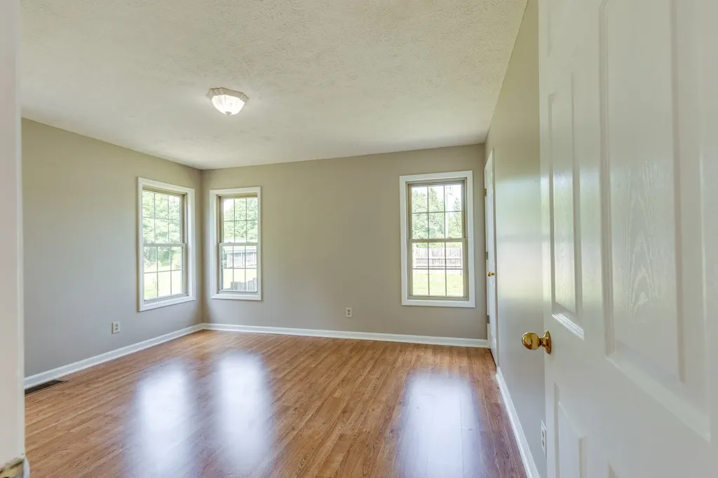 424 Charles Mcclearen Road Hohenwald TN 38462
