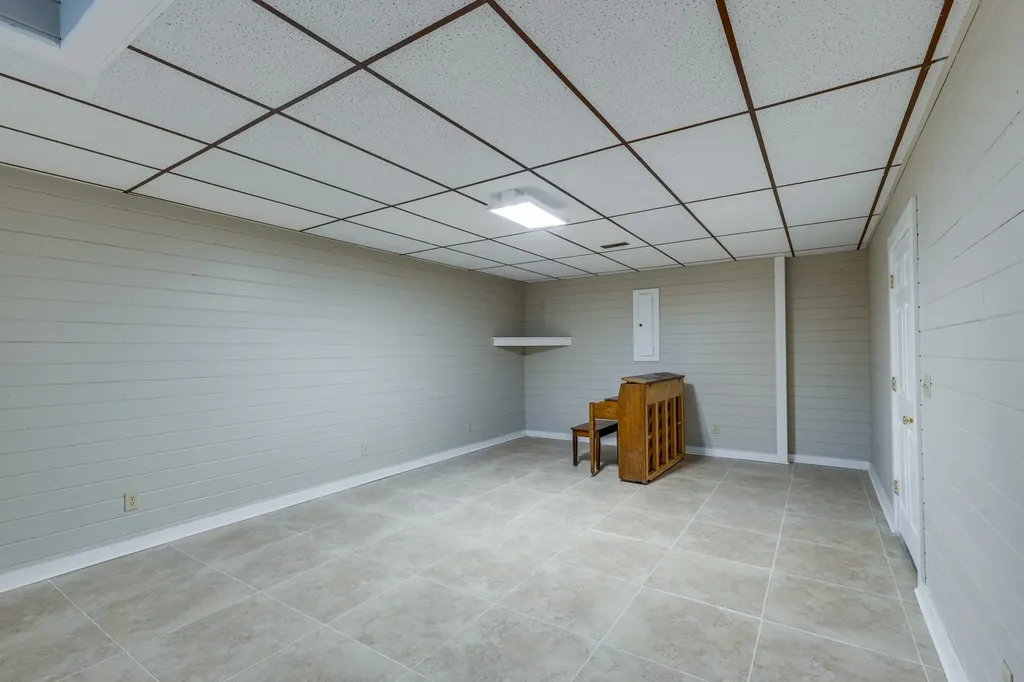 424 Charles Mcclearen Road Hohenwald TN 38462