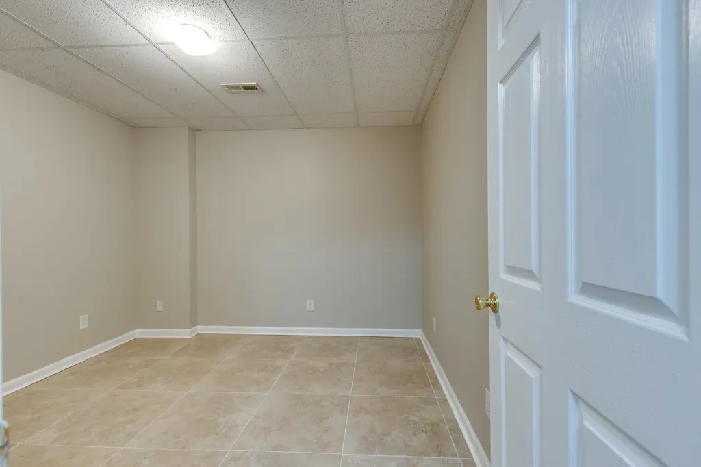 424 Charles Mcclearen Road Hohenwald TN 38462