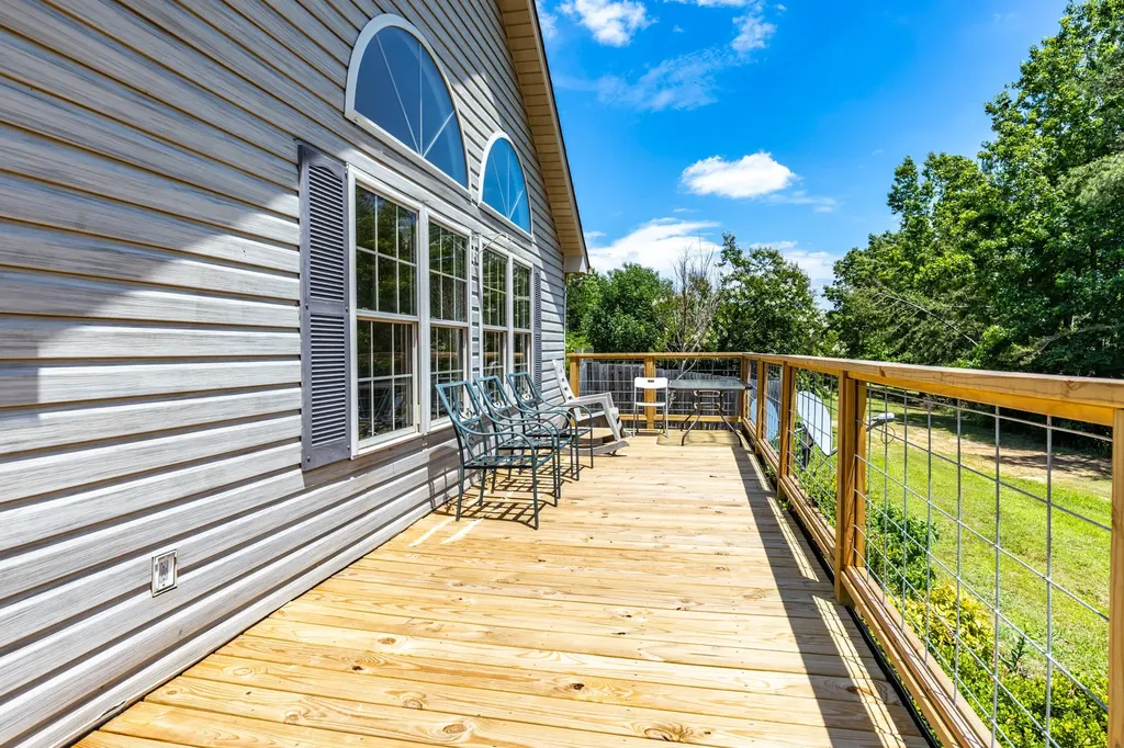 424 Charles Mcclearen Road Hohenwald TN 38462