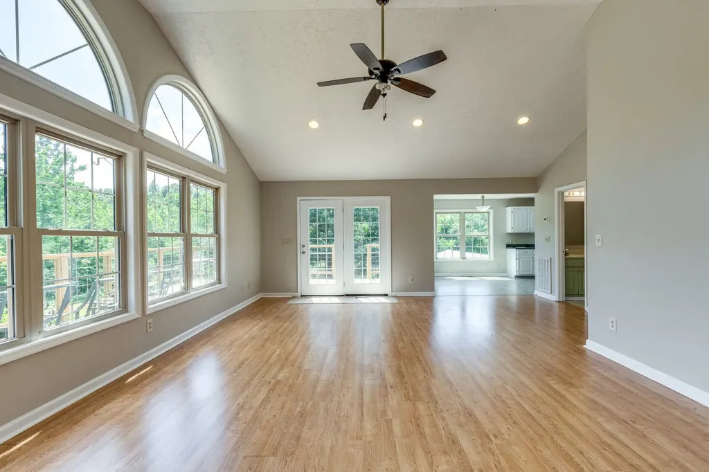 424 Charles Mcclearen Road Hohenwald TN 38462