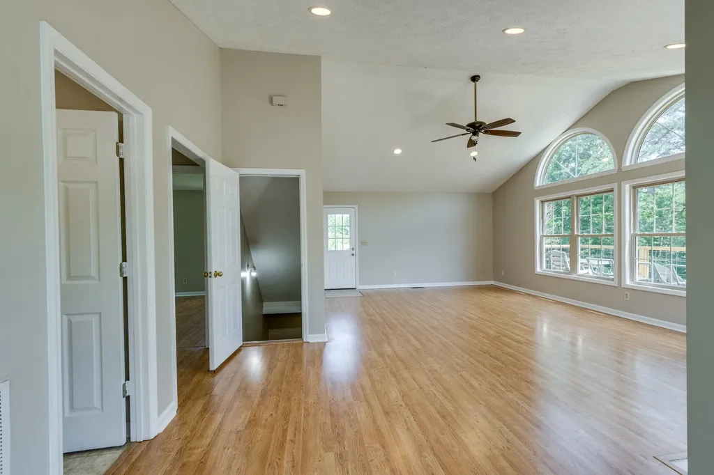 424 Charles Mcclearen Road Hohenwald TN 38462