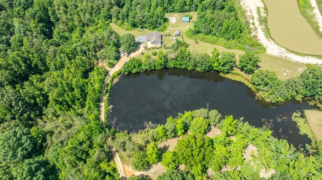 424 Charles Mcclearen Road Hohenwald TN 38462