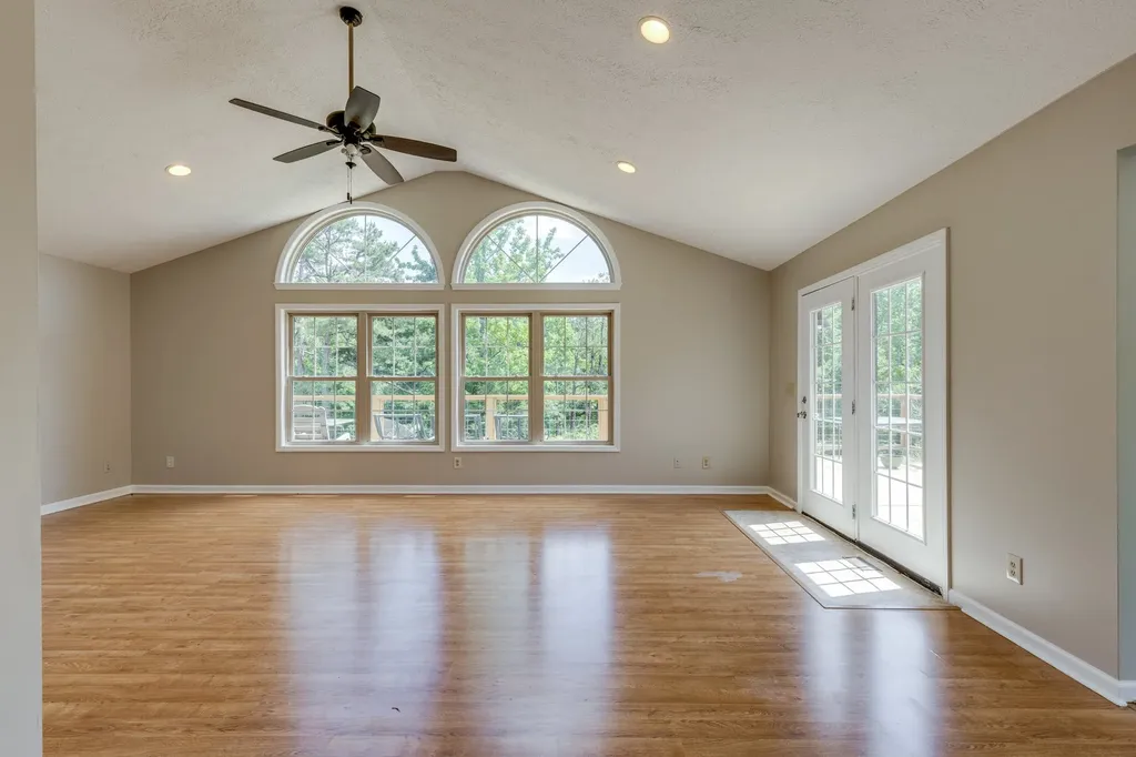 424 Charles Mcclearen Road Hohenwald TN 38462