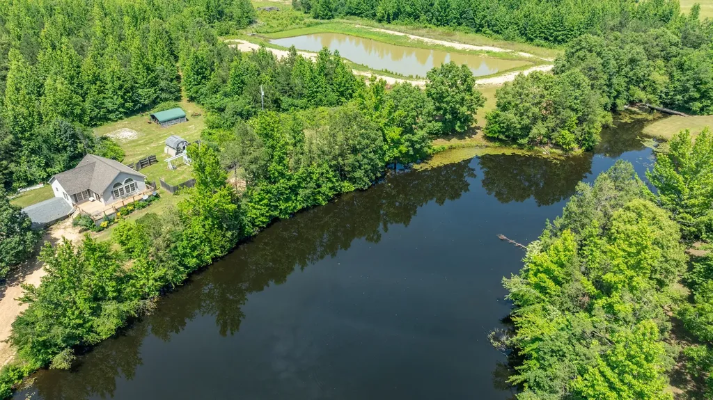 424 Charles Mcclearen Road Hohenwald TN 38462