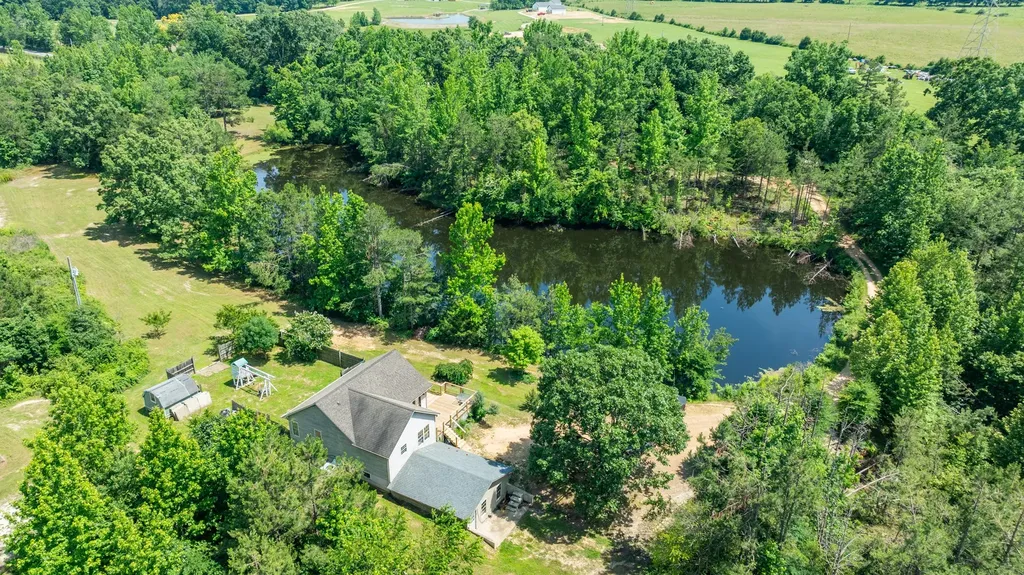 424 Charles Mcclearen Road Hohenwald TN 38462