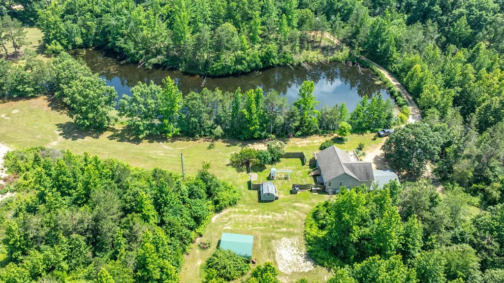 424 Charles Mcclearen Road Hohenwald TN 38462