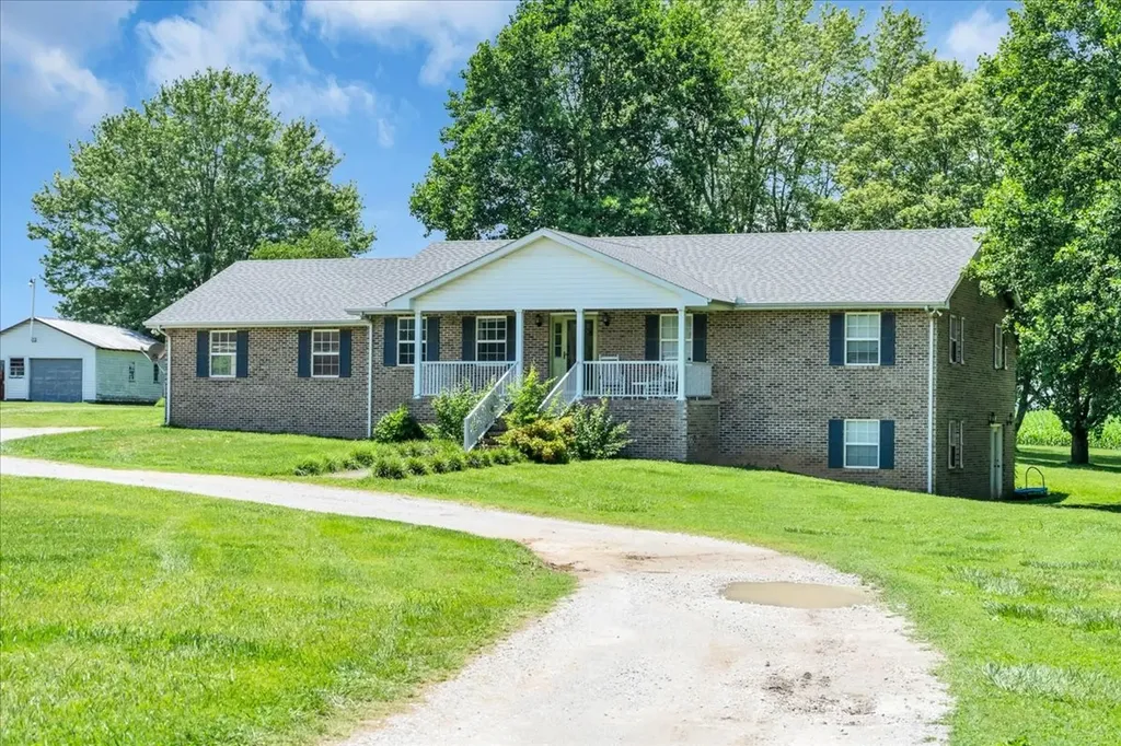 Hillsboro TN, 424 Winchester Highway