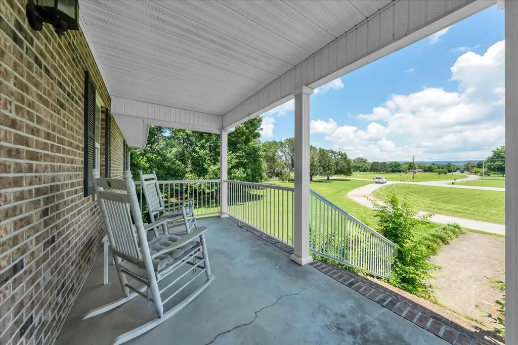424 Winchester Highway Hillsboro TN 37342