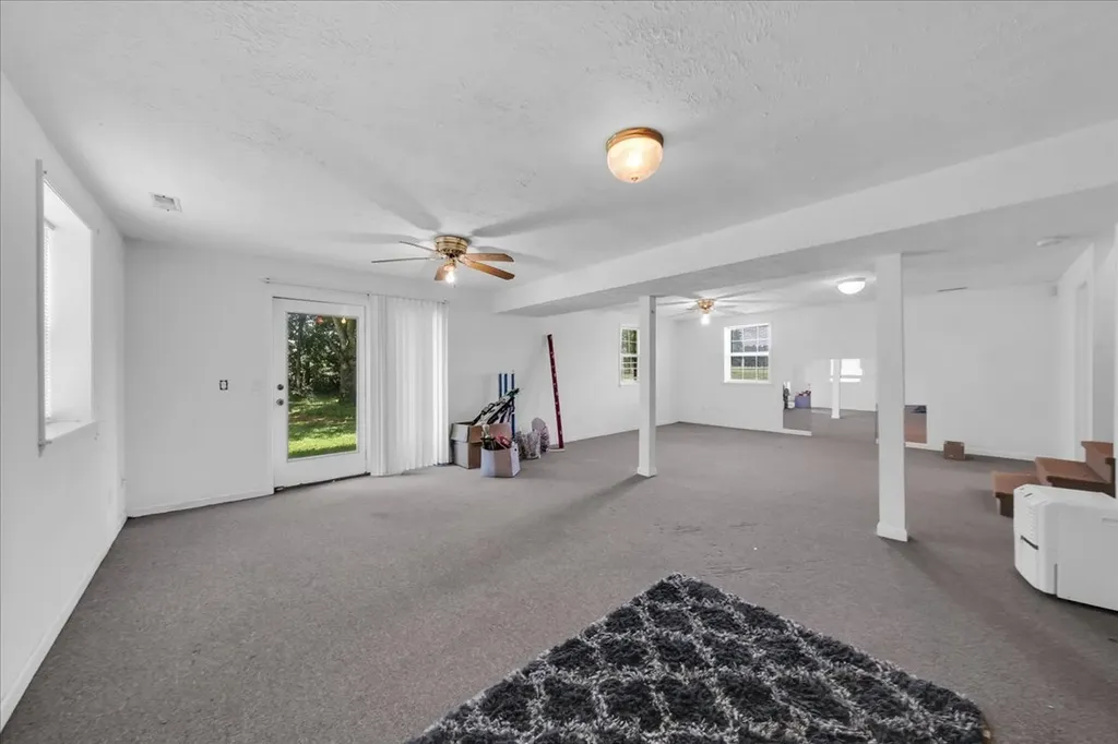 424 Winchester Highway Hillsboro TN 37342