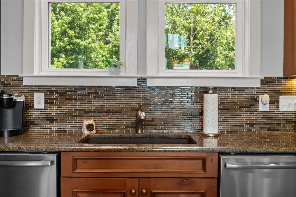 300 Sunset Ridge Waverly TN 37185