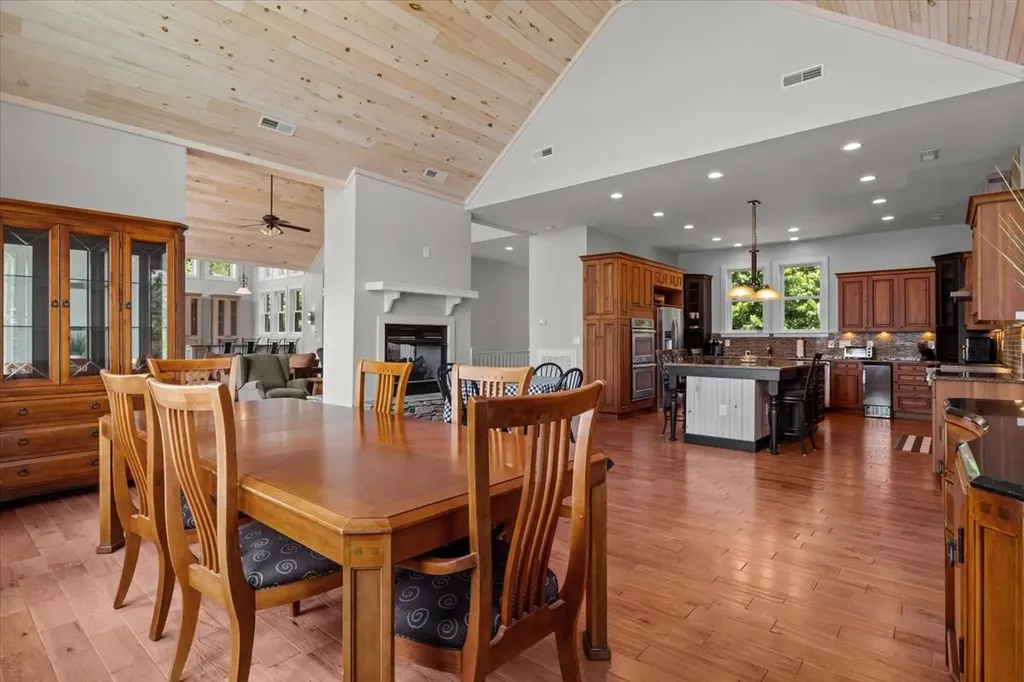 300 Sunset Ridge Waverly TN 37185