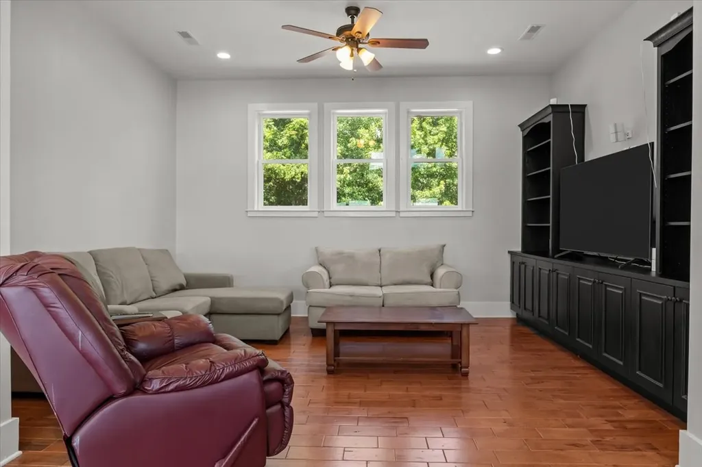 300 Sunset Ridge Waverly TN 37185