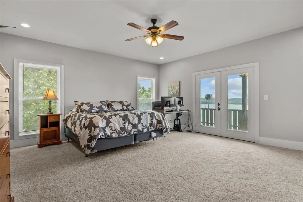 300 Sunset Ridge Waverly TN 37185