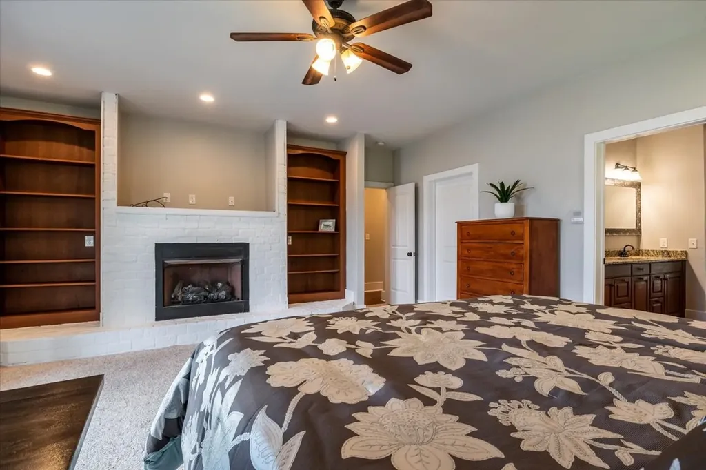 300 Sunset Ridge Waverly TN 37185