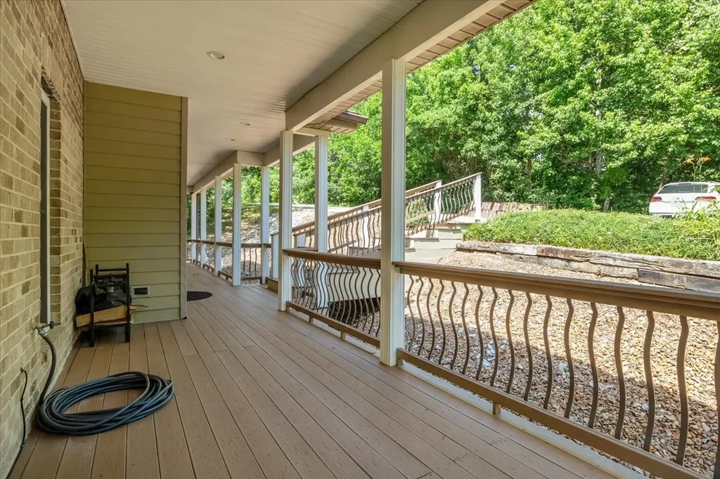 300 Sunset Ridge Waverly TN 37185