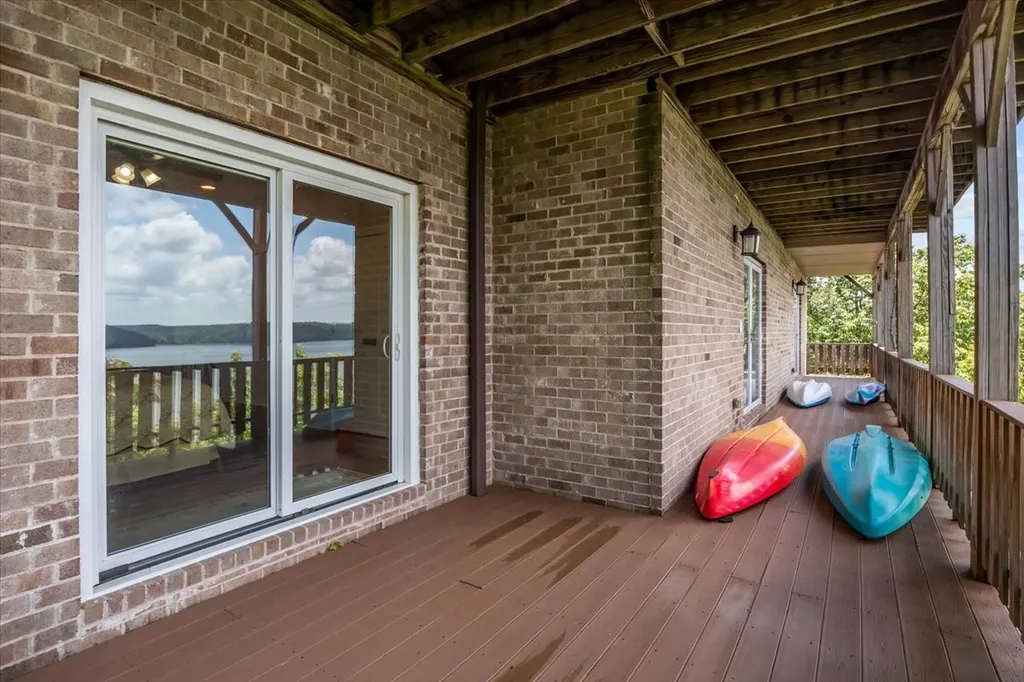 300 Sunset Ridge Waverly TN 37185