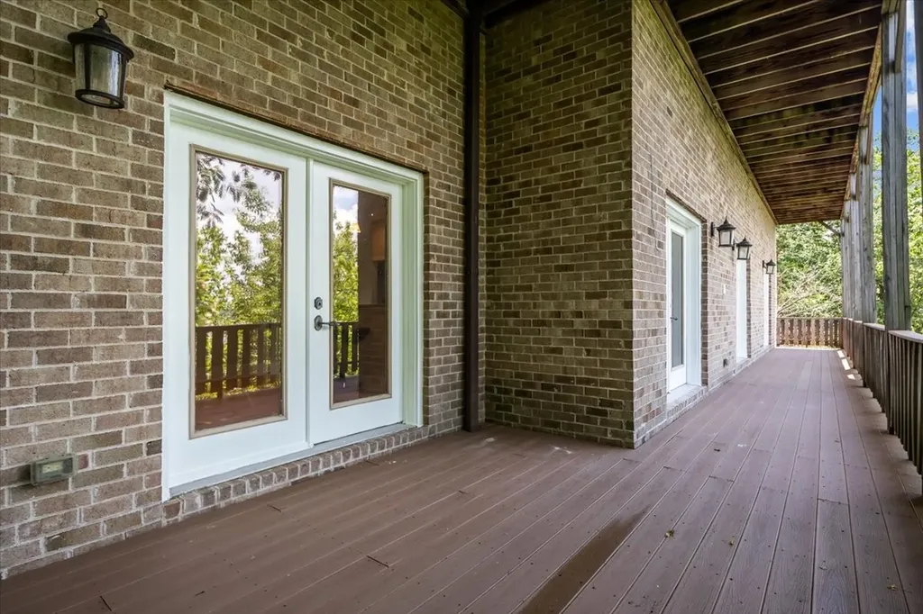 300 Sunset Ridge Waverly TN 37185