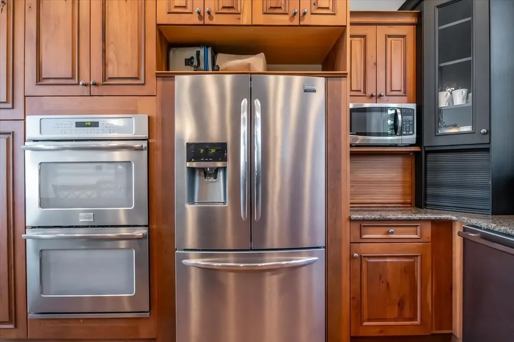 300 Sunset Ridge Waverly TN 37185