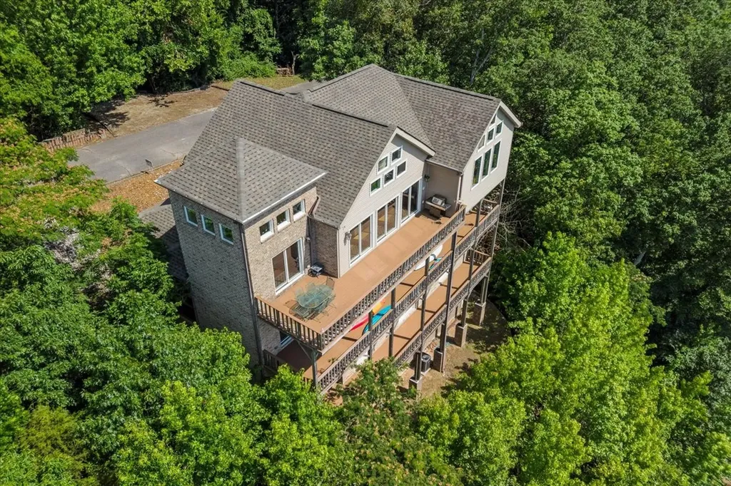 300 Sunset Ridge Waverly TN 37185