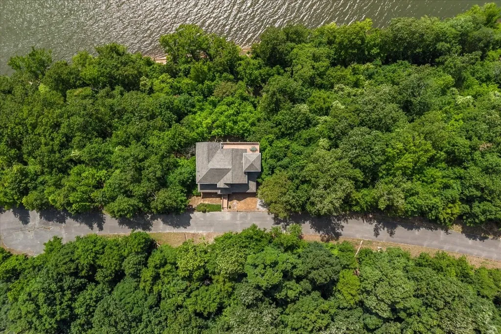 300 Sunset Ridge Waverly TN 37185