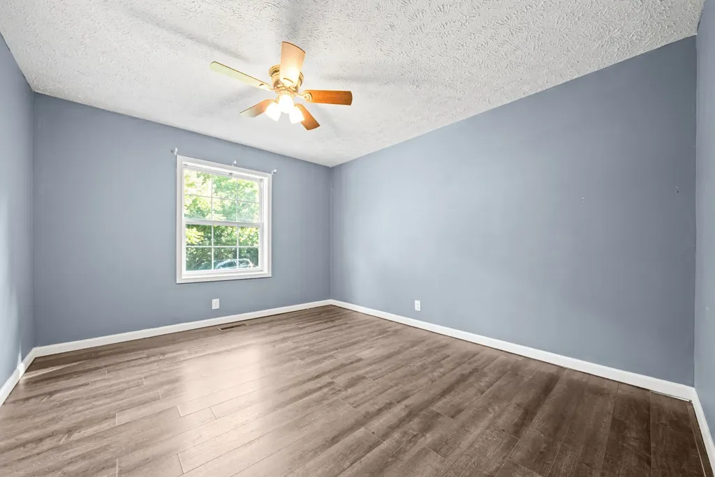 6190 Mount Zoar Latham Road Hopkinsville KY 42240