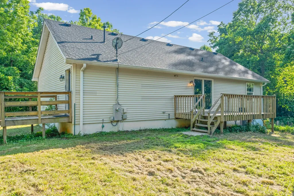 6190 Mount Zoar Latham Road Hopkinsville KY 42240