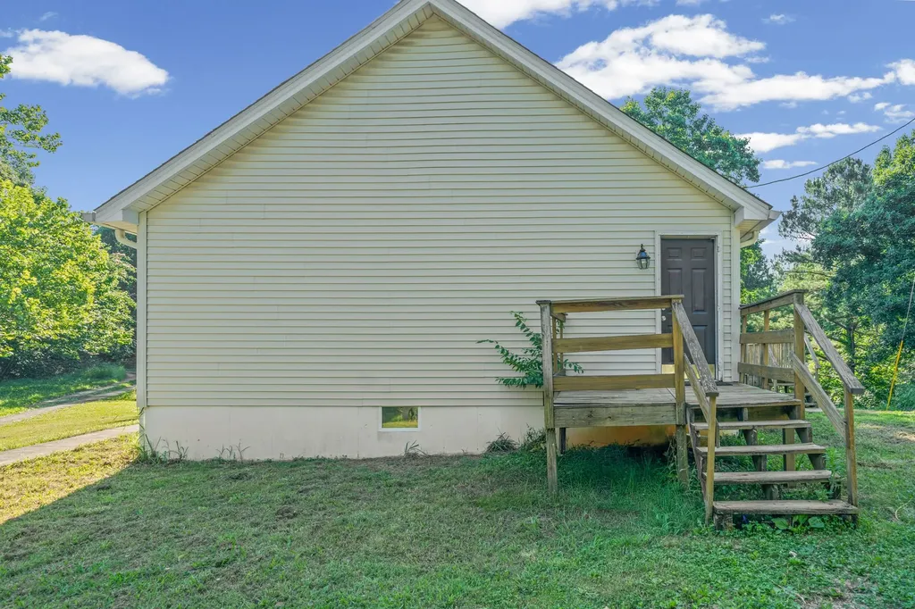 6190 Mount Zoar Latham Road Hopkinsville KY 42240