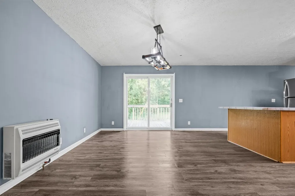 6190 Mount Zoar Latham Road Hopkinsville KY 42240