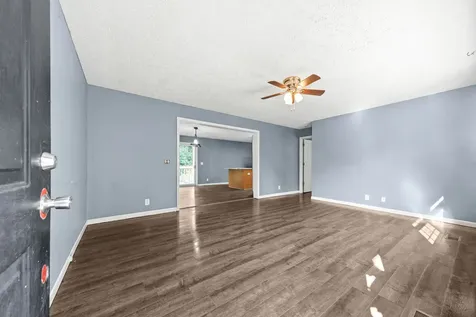 6190 Mount Zoar Latham Road Hopkinsville KY 42240