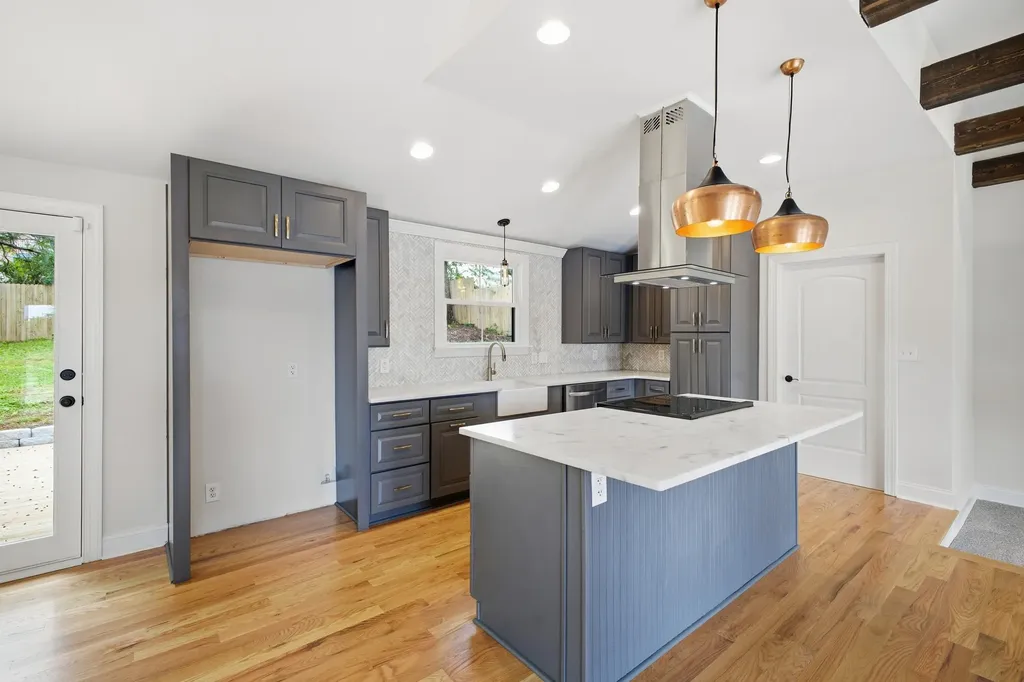 2515 Sleepy Hollow Drive Nashville TN 37217