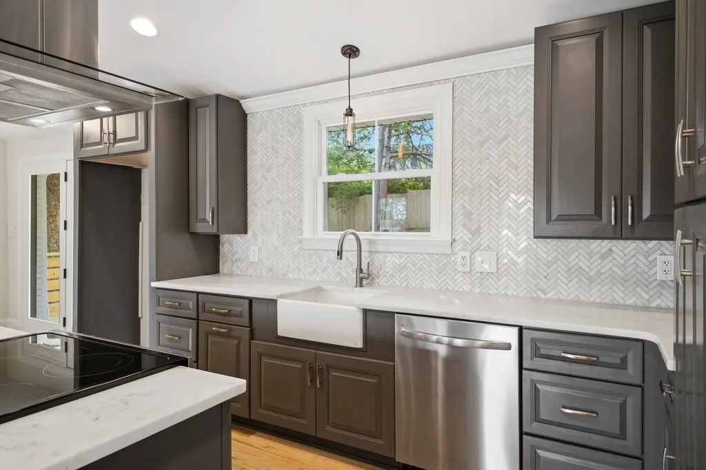 2515 Sleepy Hollow Drive Nashville TN 37217