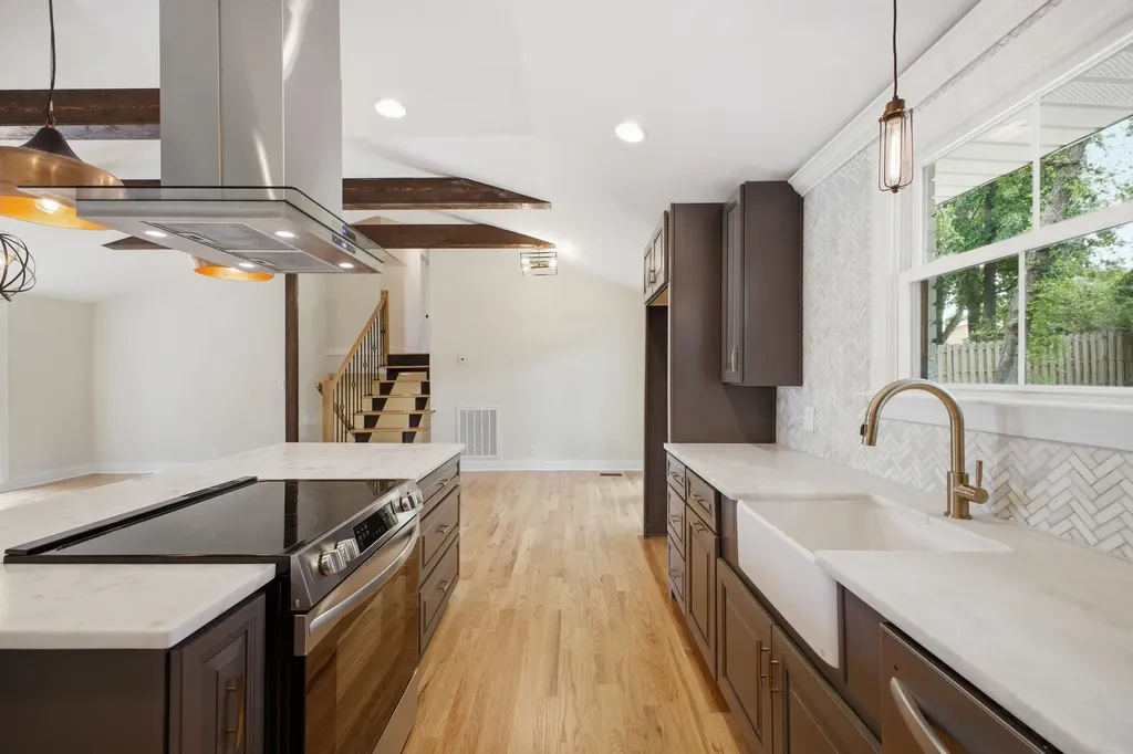 2515 Sleepy Hollow Drive Nashville TN 37217