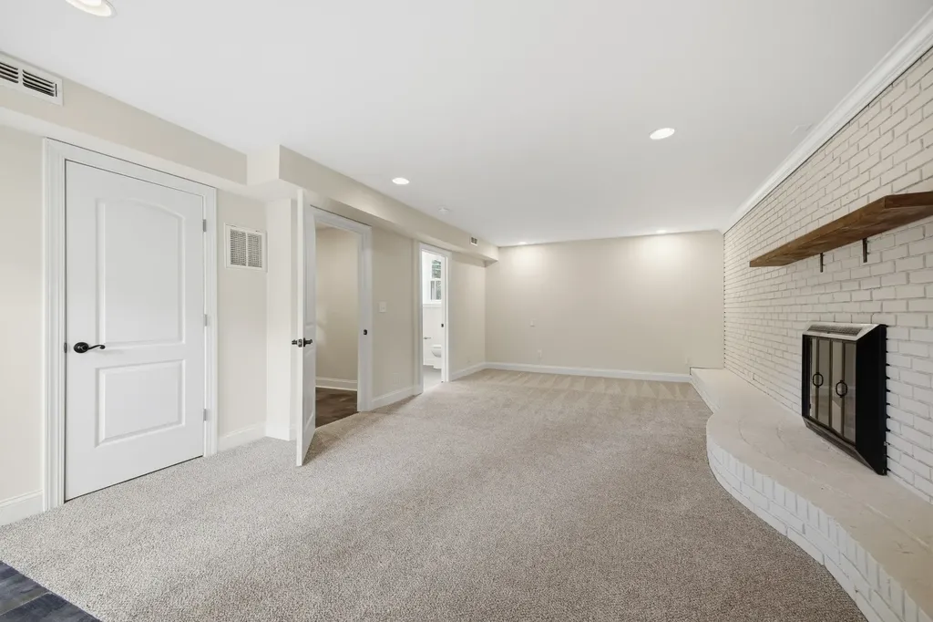 2515 Sleepy Hollow Drive Nashville TN 37217
