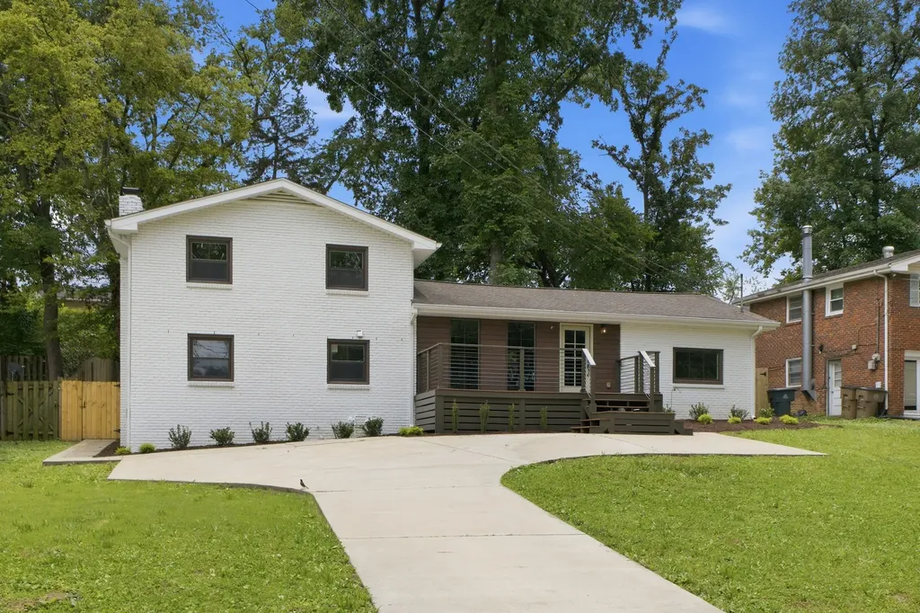 2515 Sleepy Hollow Drive Nashville TN 37217