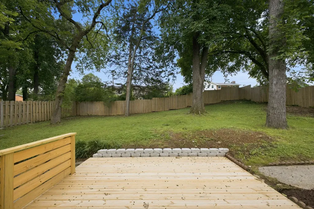 2515 Sleepy Hollow Drive Nashville TN 37217