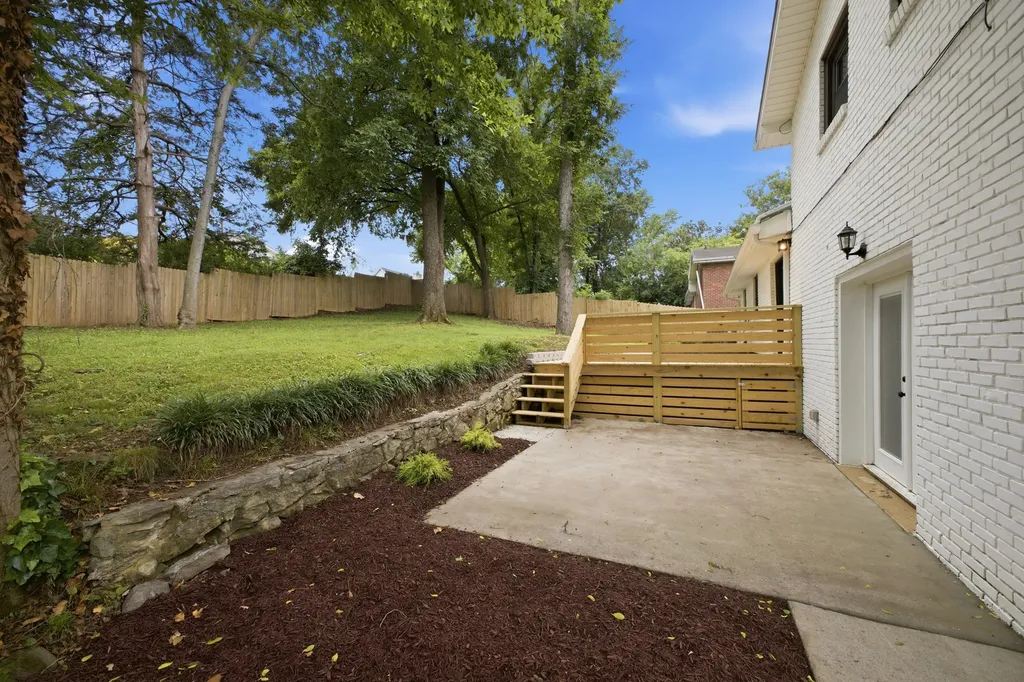 2515 Sleepy Hollow Drive Nashville TN 37217