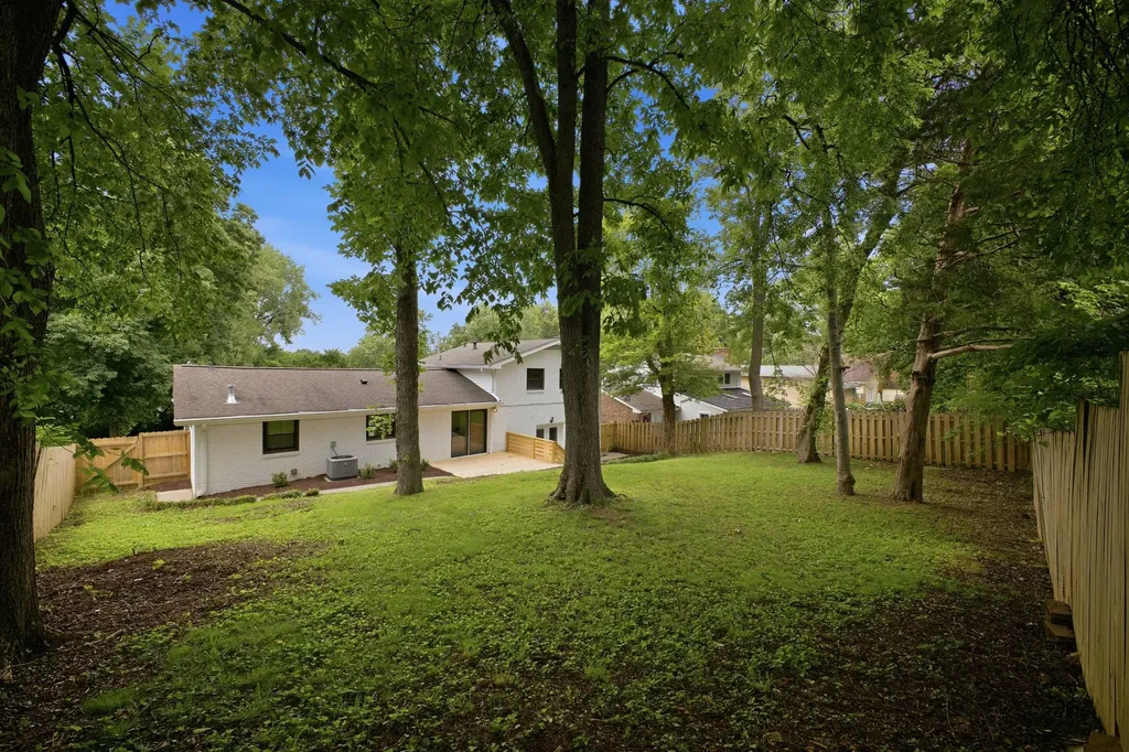 2515 Sleepy Hollow Drive Nashville TN 37217